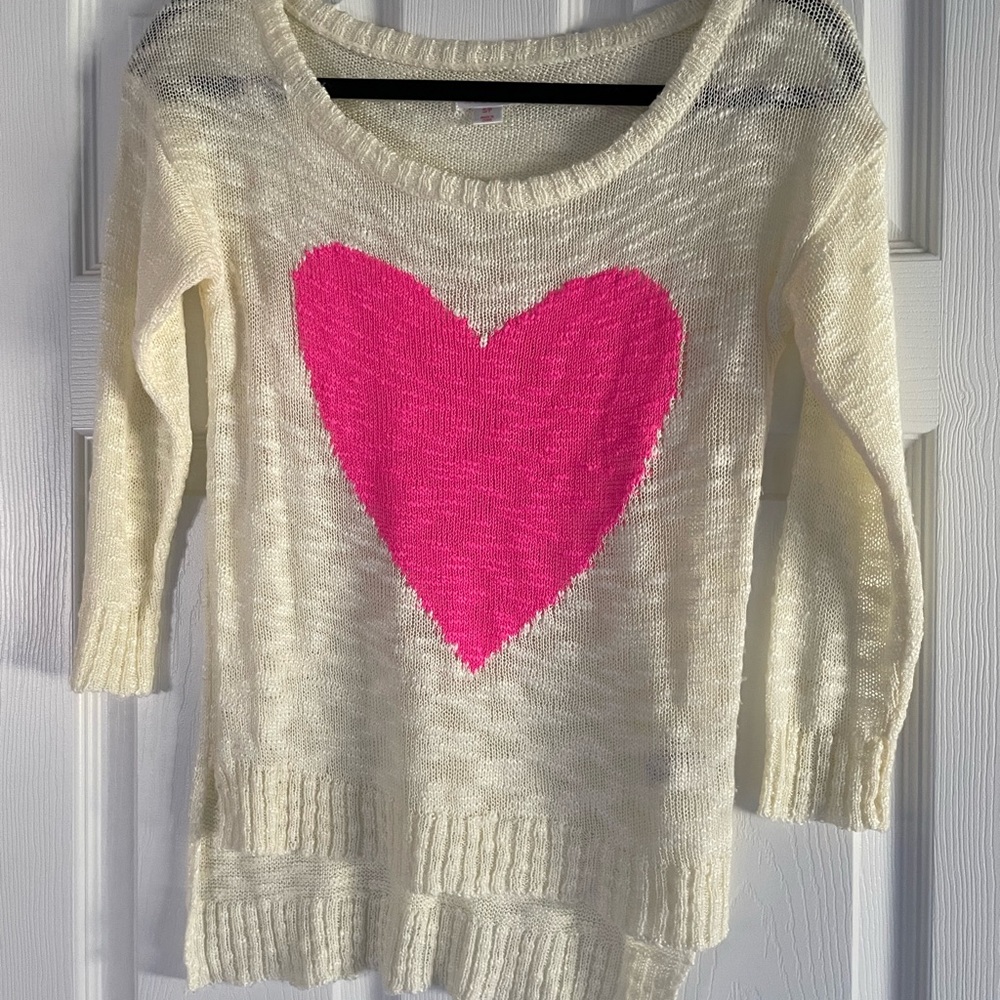Heart sweater 🩷